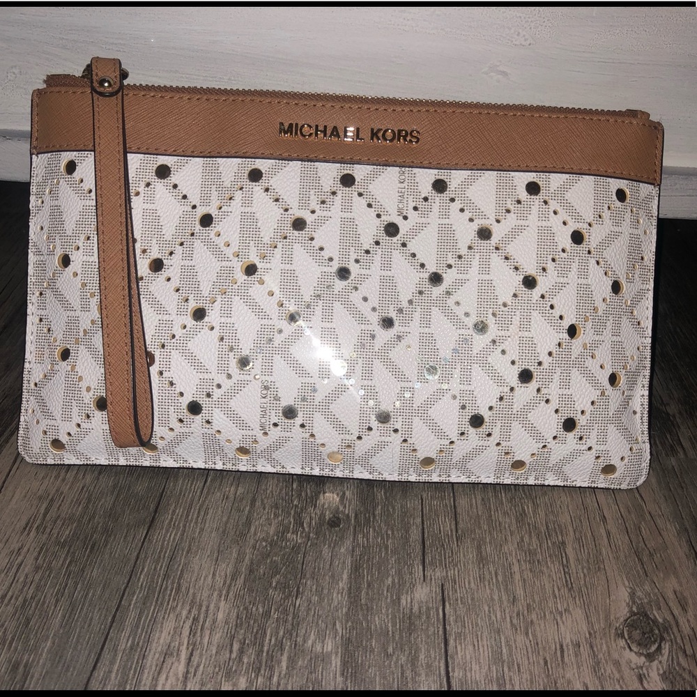 MK wristlet